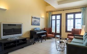 Georges Poet Maisonette
